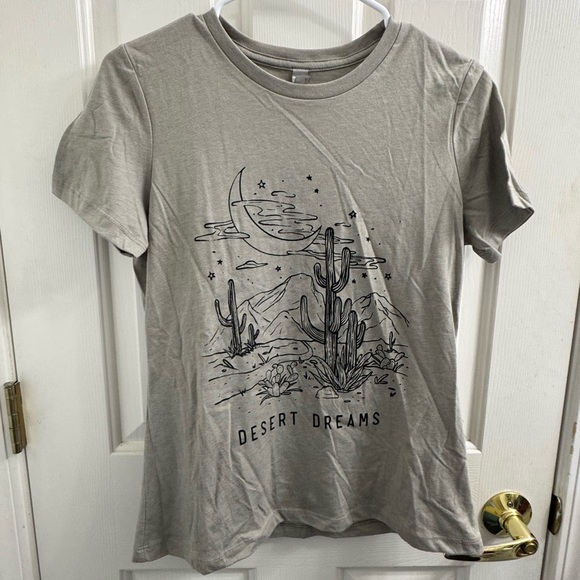 Desert Dreams Graphic Tee short sleeve - Picture 1 of 5